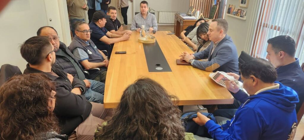 ATE Río Grande acordó aumento salarial del 5,5% y piso salarial garantizado - ATE Río Grande - foto 3