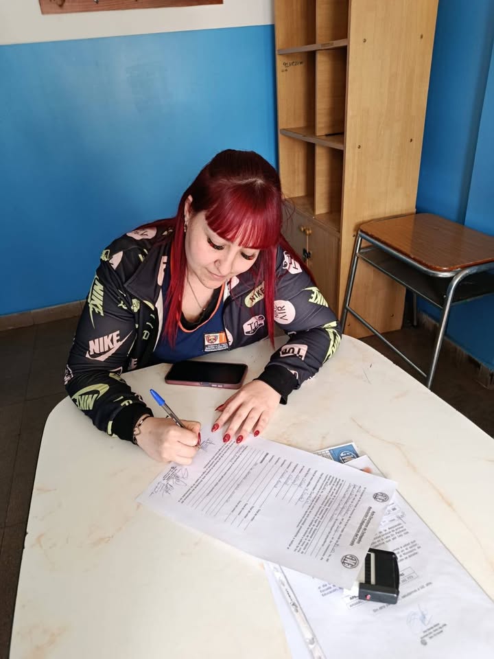 Micaela Amaral reelegida como Delegada en la escuela N°26 - ATE Río Grande - foto 2