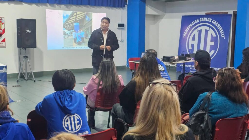ATE Río Grande realizó jornada de concientización sobre el cáncer de mama - ATE Río Grande - foto 2