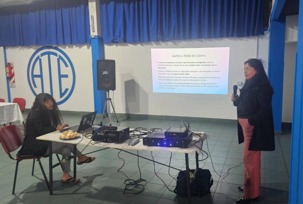 ATE Río Grande realizó jornada de concientización sobre el cáncer de mama - ATE Río Grande - foto 7