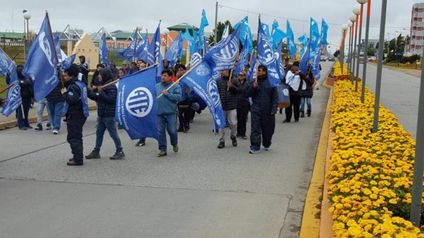 ATE RIO GRANDE,  Se encuentra PRESENTE en la movilización