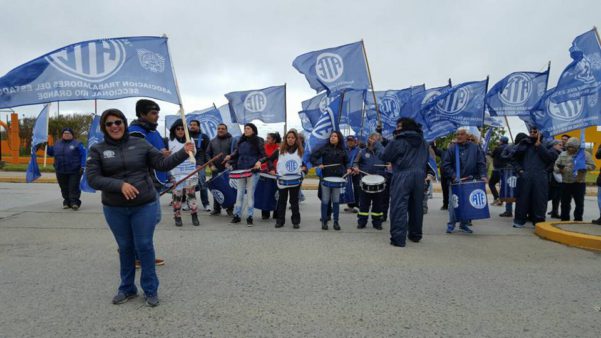 ATE RIO GRANDE,  Se encuentra PRESENTE en la movilización