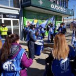 La Asociacion Trabajadores del Estado seccional Rio Grande,dentro del marco del Paro Decretado por Ate Nacional,en el dia de hoy nos manifestamos frente a la Delegacion de la Legislatura de nuestra Ciudad sita en Perito Moreno 187.