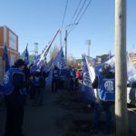 ATE Rio Grande,en estos momentos,en el marco del plan de lucha declarado publicamente por nuestra entidad sindical por reclamo de Recomposicion Salarial.Hoy nos hicimos presentes para manifestarnos frente al Ministerio de Trabajo de nuestra ciudad.