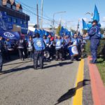 En defensa del Trabajo,de la Producción,de la Industria y la Union. Desde Ate una multitudinaria columna de compañeros dijo #PRESENTE bajo el grito de BASTA al Gobierno de Macri que no hace otra cosa más que avasallar y atentar contra los trabajadores y la economía de los fueguinos y el pueblo Argentino.